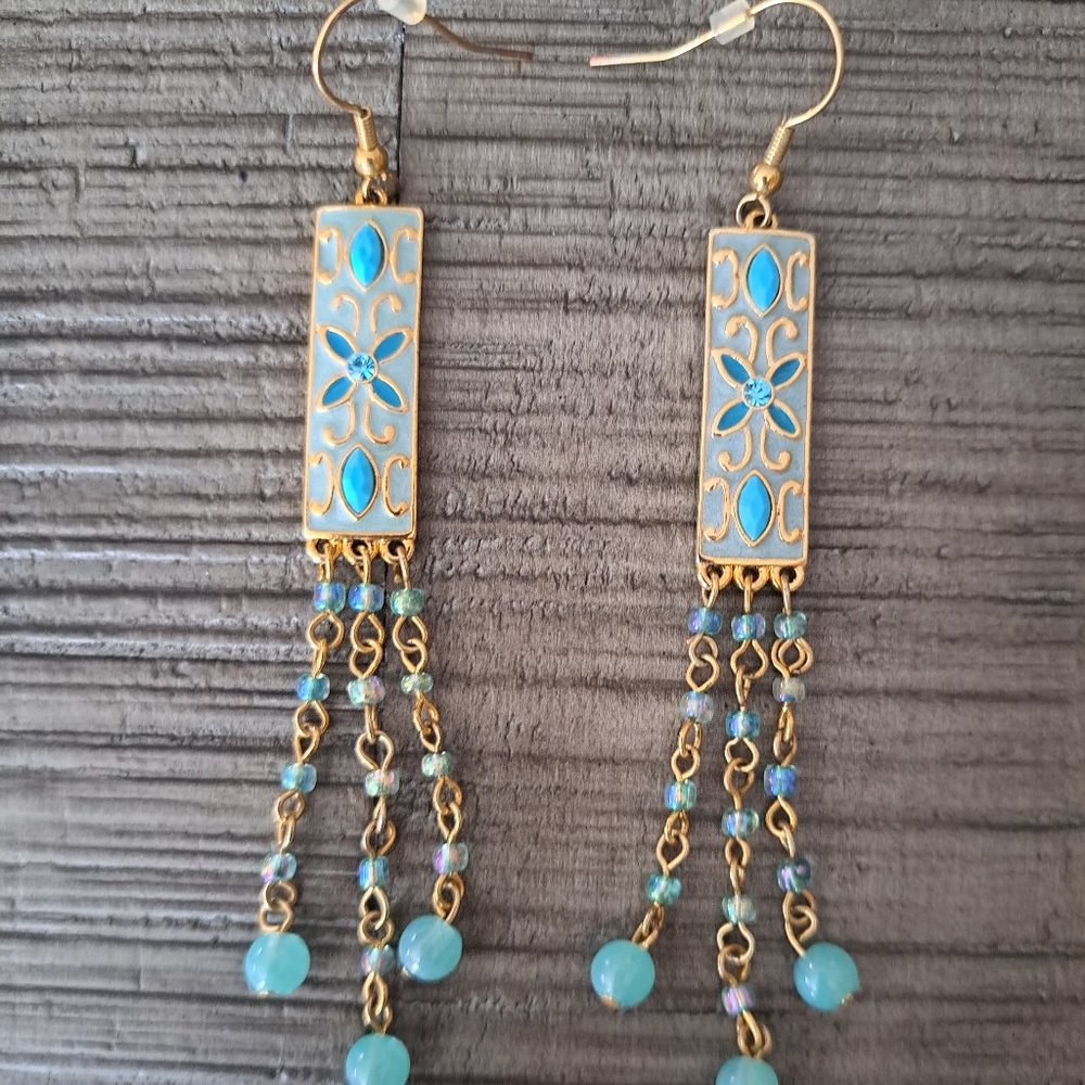 BLUE/BEAD/GOLD/BEACH/SUMMER/BRIGHT/DANGLY/CLASSY/LIGHT/EARRING/JEWELRY/WOMEN'S
